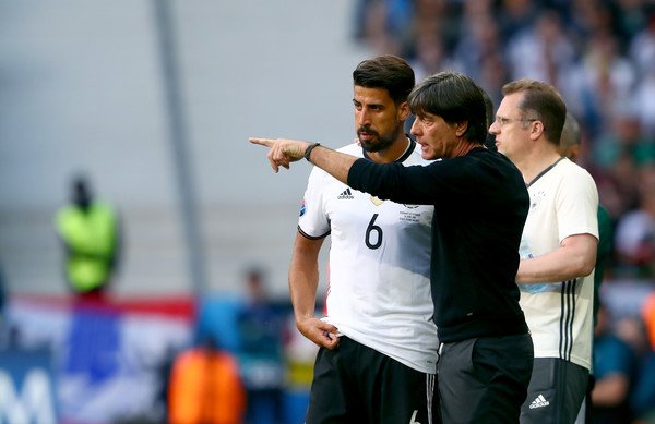سامي خضيرة مع المانيا ضد سلوفاكيا - Khedira with Germany Vs Slovakia