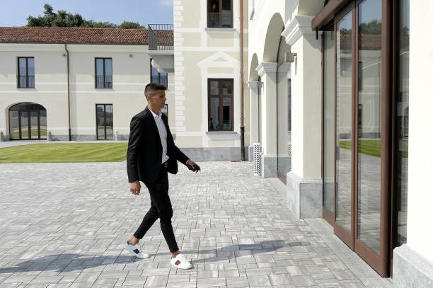 جواو كانسيلو يتجه لمقر اليوفي - Joao Cancelo Going to Juventus HQ