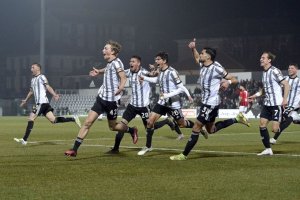 ديان هويسين يحتفل بهدفه الثاني مع رديف يوفنتوس ضد فوجيا - Dean Huijsen celebrates after his goal for Juventus Next Gen Vs Foggia in Coppa Italia of Serie C