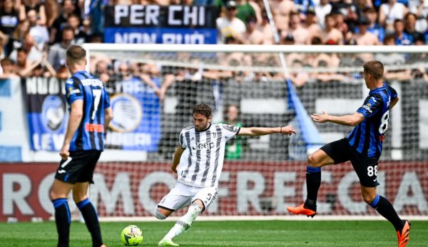 مانويل لوكاتيلي خلال مباراة يوفنتوس ضد اتالانتا 2023 - Manuel Locatelli during Juventus match Vs Atalanta