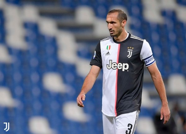 القائد كيليني في مباراة ساسولو يوفنتوس - Chiellini in Sassuolo Juventus match