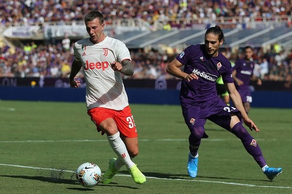 بيرنارديسكي امام كاسيريس - Bernardeschi & Caceres