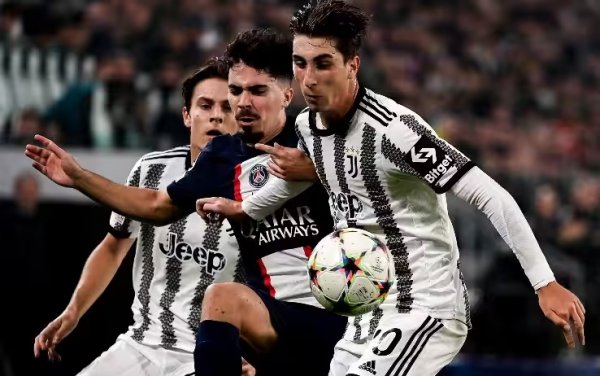 فابيو ميريتي خلال مباراة يوفنتوس ضد باريس سان جيرمان - Miretti during Juventus Psg match