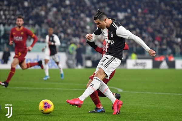 كريستيانو رونالدو يسجل لليوفي ضد روما - Ronaldo scores for Juventus vs Roma