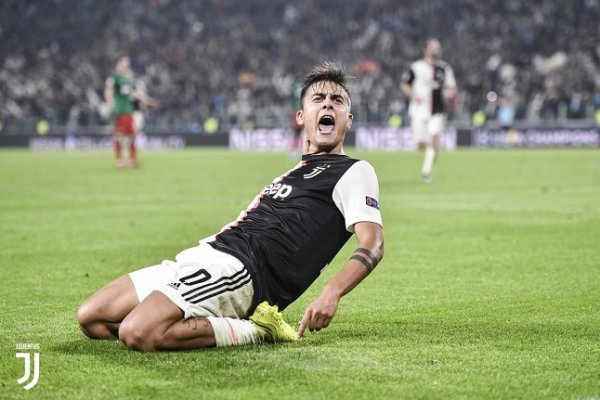 ديبالا يحتفل بهدفه الثاني ضد لوكوموتيف - Dybala celebrates after goal