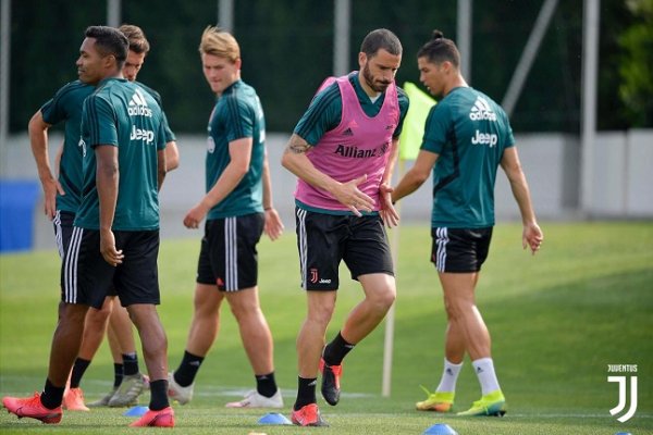 بونوتشي في تدريب اليوفي في يونيو 2020 - Bonucci during Juventus training after coronavirus break