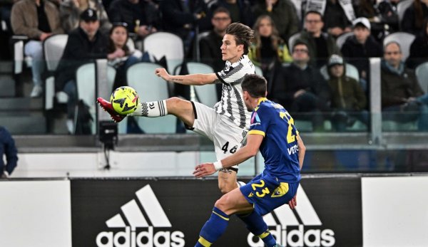 فاجيولي خلال مباراة يوفنتوس ضد هيلاس فيرونا 2023 - Nicolo Fagioli during Juventus match Vs Hellas Verona