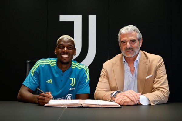 بوغبا يوقع عقد اليوفنتوس بجانب أريفابيني - Pogba signs Juventus contract