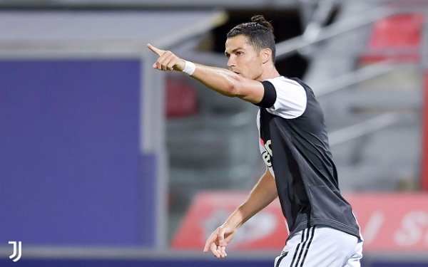 كريستيانو رونالدو يحتفل بهدفه في مباراة بولونيا يوفنتوس - Ronaldo celebrates after scoring a goal during Bologna Juventus match