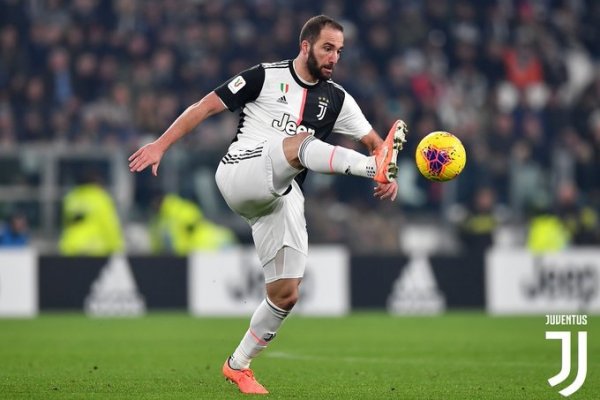 غونزالو هيغوين في لقاء يوفنتوس و روما - Higuain in Juventus Roma match