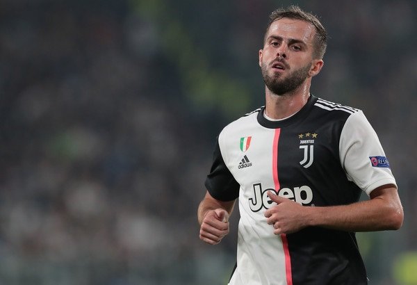 ميراليم بيانيتش - Miralem Pjanic with Juve Vs Lokomotic Moscow