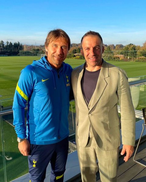اساطير اليوفنتوس ديل بييرو و كونتي في مركز تدريبات توتنهام - Del Piero visits Conte in Tottenham training ground 