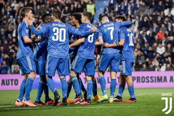 رونالدو يحتفل مع زملاءه في مباراة يوفنتوس و سبال - Ronaldo scores goal in Spal Juventus