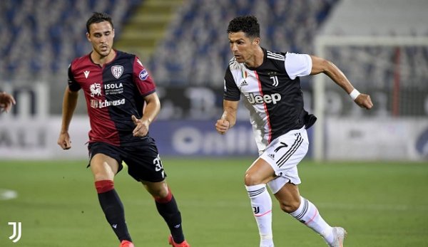 كريستيانو رونالدو في مباراة كالياري يوفنتوس - Cristiano Ronaldo during Cagliari Juve match