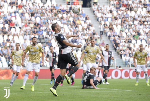 ليوناردو بونوتشي - Bonucci 