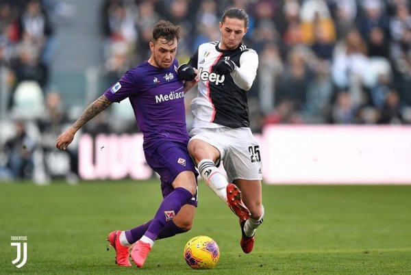 رابيو ضد ليرولا في لقاء يوفنتوس فيورنتينا - Rabiot vs Lirola in Juventus Fiorentina match