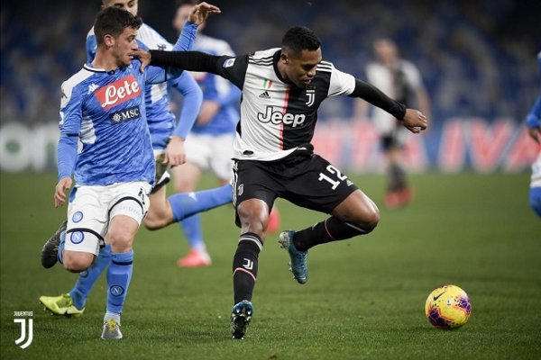 اليكس ساندرو و ديمي في مباراة نابولي يوفنتوس - Alex Sandro & Demme in Napoli Juventus