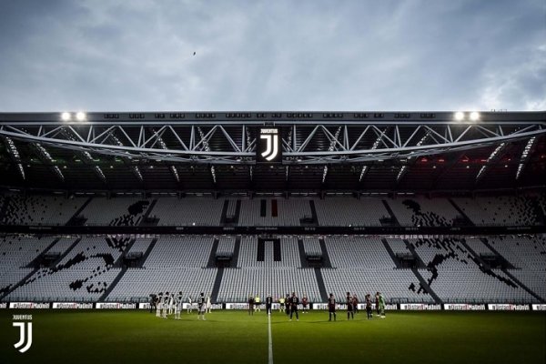 الأليانز ستاديوم قبل استضافة لقاء يوفنتوس ميلان بالكأس - Aliianz Stadium Before Juventus Milan match in cup