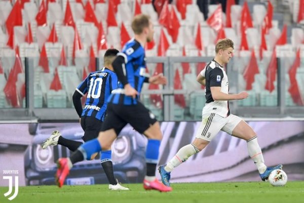 دي ليخت في مباراة يوفنتوس انتر - de Ligt in Juventus Inter match