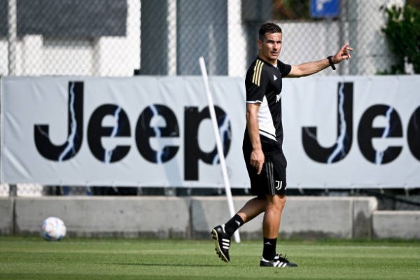 المساعد بادوين في تدريبات يوفنتوس - Simone Padoin during Juventus training