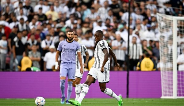 زكريا في مباراة يوفنتوس و ريال مدريد - Zakaria during Juventus Real Madrid Friendly match