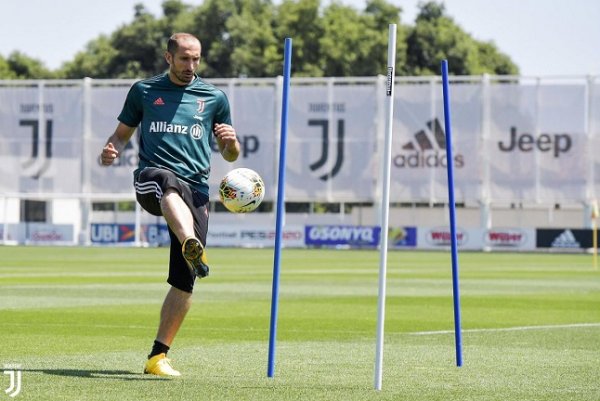 كيليني في تدريبات يوفنتوس في مايو 2020 - Chiellini during Juve training