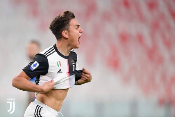 ديبالا يحتفل بهدفه في مباراة يوفنتوس و انتر ميلان - Dybala celebrates after a goal in Juventus Inter match