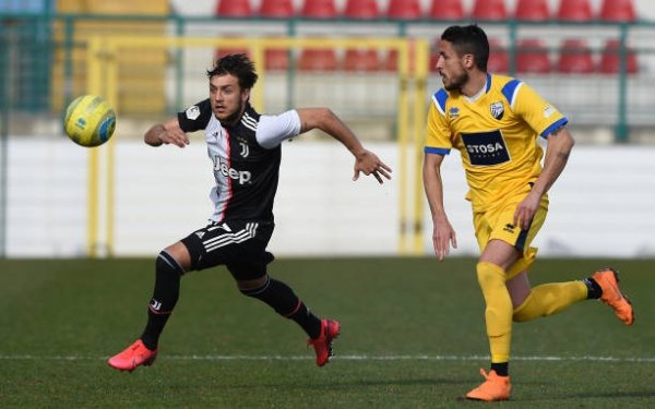 ديل سولي في مباراة اليوفي تحت 23 و بيانيسي - Del Sole in Juve U23 vs Pianese