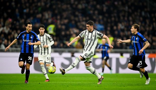 فلاهوفيتش خلال مباراة يوفنتوس ضد انتر ميلان 2023 - Vlahovic during Juventus match Vs Inter Milan