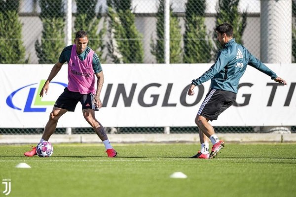 خضيرة و دانيلو في تدريب يوفنتوس - Khedira & Danilo in Juventus training