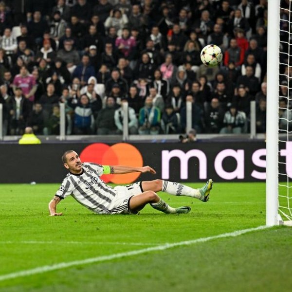 بونوتشي يسجل هدف في مباراة يوفنتوس ضد باريس سان جيرمان - Bonucci scores a goal for Juventus Vs Psg