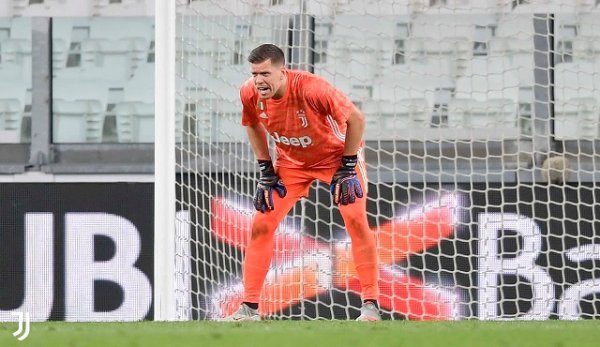 تشيزني في مباراة يوفنتوس لاتسيو - Szczesny during Juventus Lazio match