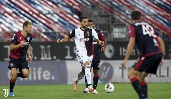 بينتانكور في مباراة كالياري يوفنتوس - Bentancur during Cagliari Juve match