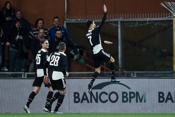 رونالدو يحتفل بهدفه - Cristiano Ronaldo celebrates after header goal 