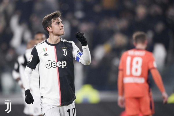 ديبالا يحتفل بهدف اليوفنتوس ضد اودينيزي - Dybala celebrates after Juventus goal