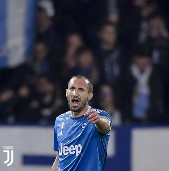 كيليني في مباراة يوفنتوس و سبال - Chiellini in Spal Juventus