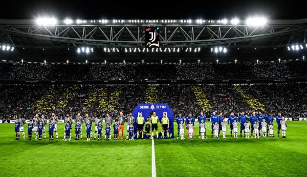 تيفو يوفنتوس ( متحدين ) مع دخول فريقي يوفنتوس و هيلاس فيرونا 2023 - Juventus fans tifo ( uniti ) before Juventus Vs Hellas Verona match