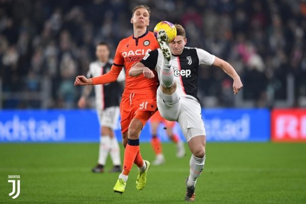 ماتياس دي ليخت في لقاء اليوفي و اودينيزي - de Ligt in Juve vs Udinese match