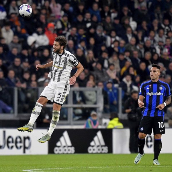 لوكاتيلي خلال مباراة يوفنتوس ضد انتر ميلان - Locatelli during Juventus Vs Inter Milan match