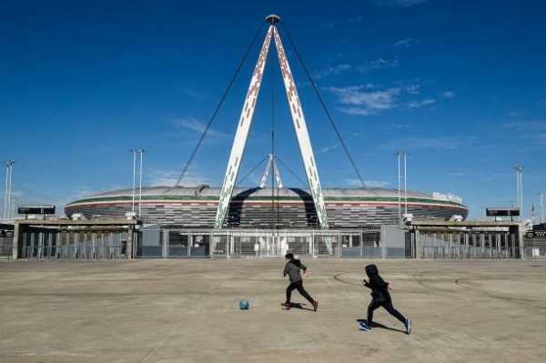 ملعب اليوفنتوس ( الأليانز ستاديوم من الخارج ) 2020 - Juventus ( Allianz Stadium froum outside )