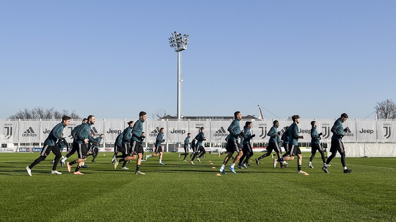 لاعبين اليوفي بالتدريب البدني - Juve in Physical training