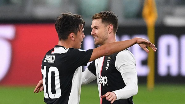 فرحة لاعبي يوفنتوس ( رامزي و ديبالا ) بالفوز ضد انتر ميلان - Juventus ( Dybala & Ramsey ) celebration after beating inter milan