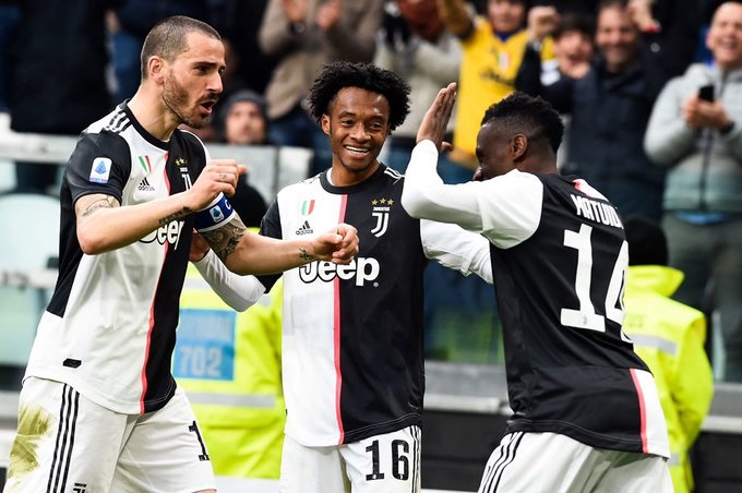 فرحة كوادرادو مع بونوتشي ماتويدي بالهدف - Cuadrado & Bonucci & Matuidi celebration after Goal in Juve Brescia