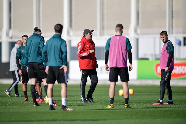 ماوريزيو ساري في قيادة تدريب اليوفي - Mr Sarri in Juventus training