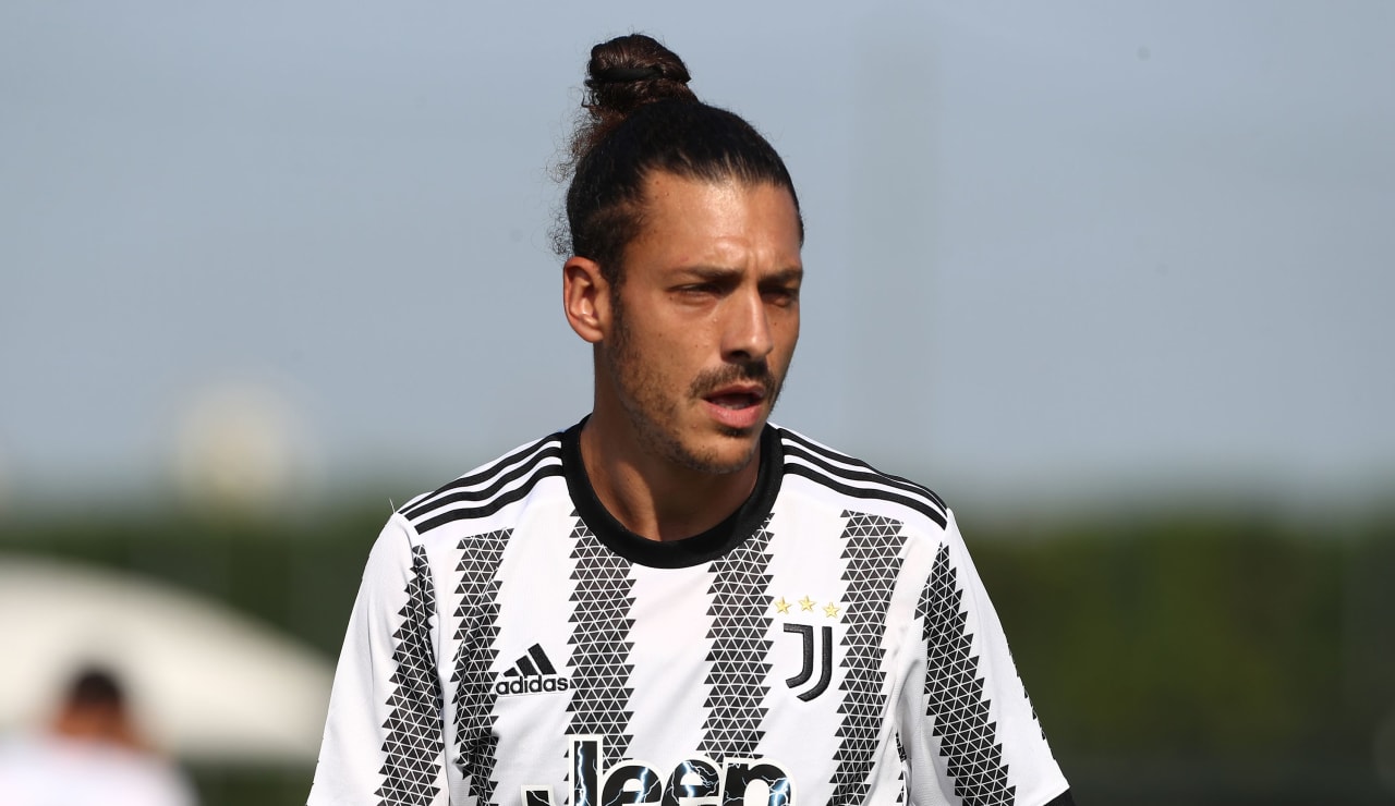 يوكولانو في ودية رديف اليوفي ضد سانريميسي - Iocolano during Juve U23 friendly Vs Sanremese
