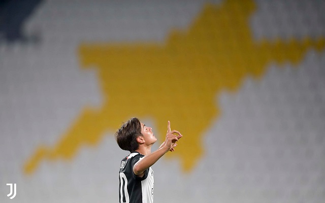 ديبالا يحتفل بهدفه في مباراة يوفنتوس و ليتشي - Dybala celebrates after scoring a goal during Juventus Lecce match