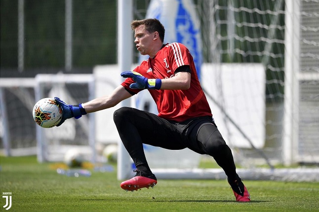 تشيزني في تدريبات اليوفي في مايو 2020 - Szczesny in juventus training