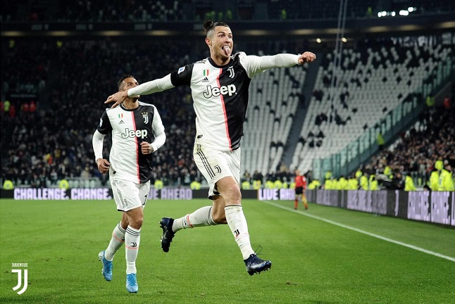 كريستيانو رونالدو يحتفل بهدفه ضد بارما - Ronaldo celebrates after Juve goal vs Parma