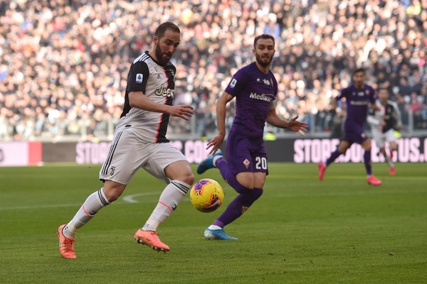 غونزالو هيغوين في لقاء يوفنتوس فيورنتينا - Higuain in Juventus Fiorentina match