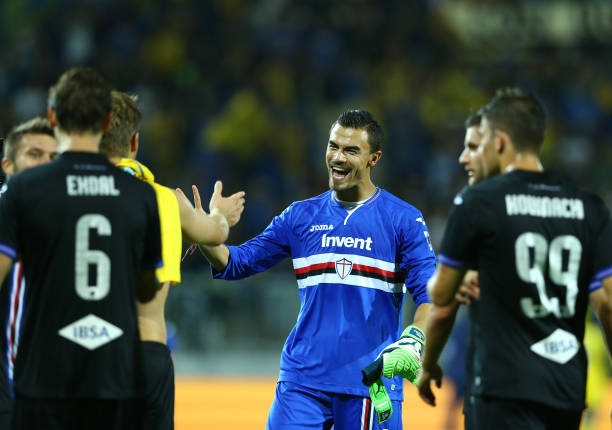 اوديرو يحتفل مع زملاءه في سامبدوريا - Audero with Sampdoria teammates